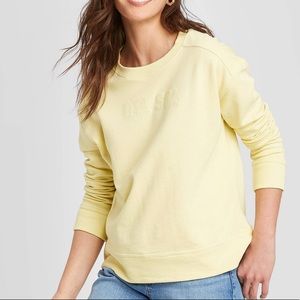 Universal Thread pale yellow del sol pullover M